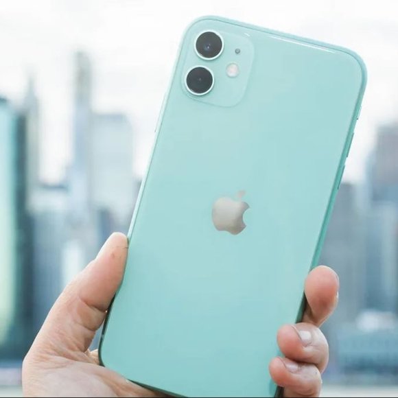 Apple, iPhone 11, Green, 256GB, AT&T Compatible, EUC - Picture 1 of 11